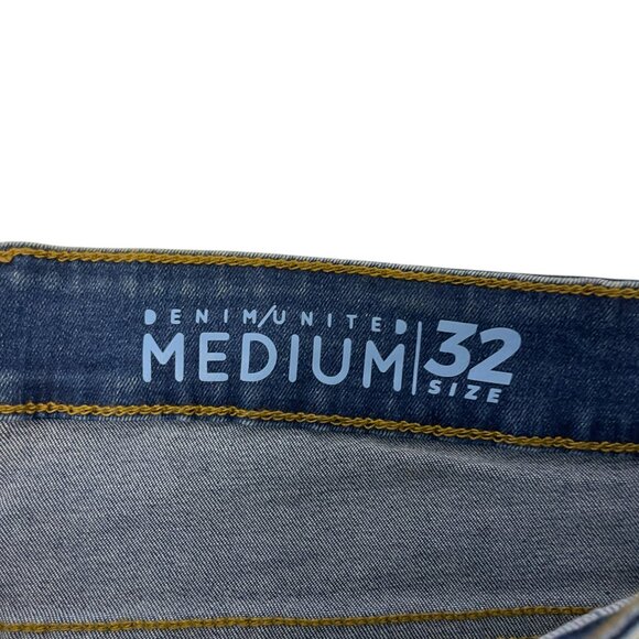 Denim United Women's Blue Denim 5 Pockets Tapered Jeans Medium Size 32 NWT - Picture 3 of 10